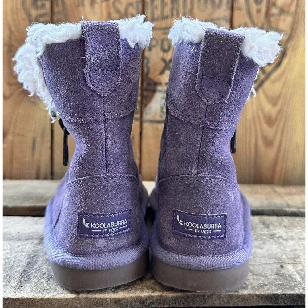 Kids Koolaburra Boots Uggs Purple Lavender Mini Suede Sz 7 Zip up Cozy